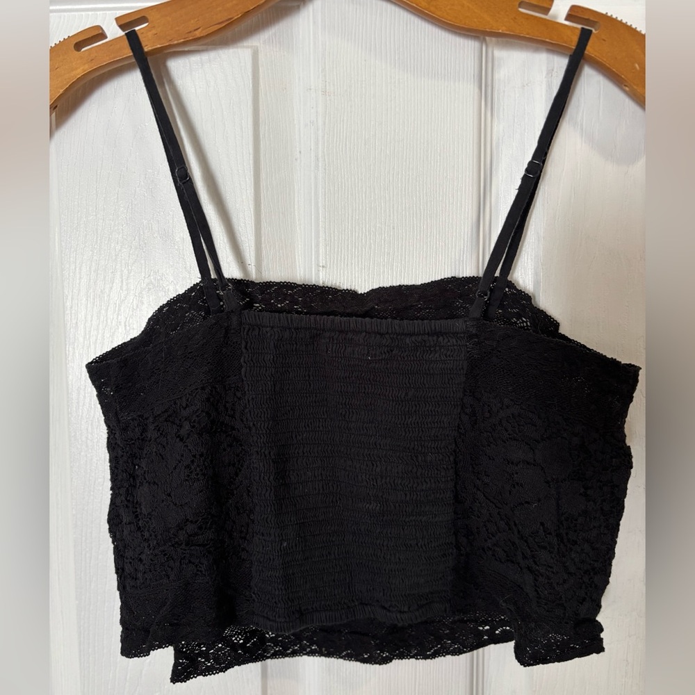 Lace Crop Top - Picture 3 of 3